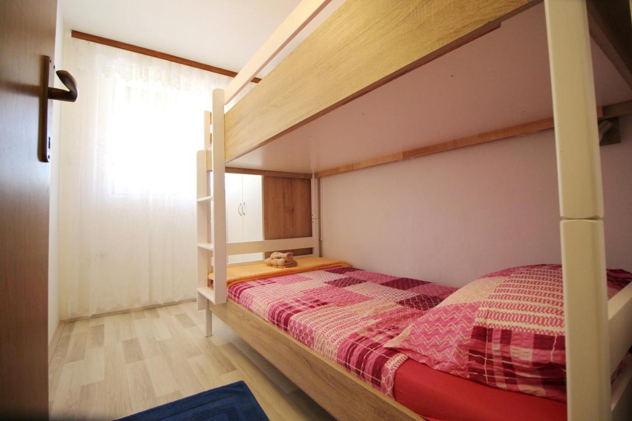 Apartment Suzy Nin Dış mekan fotoğraf